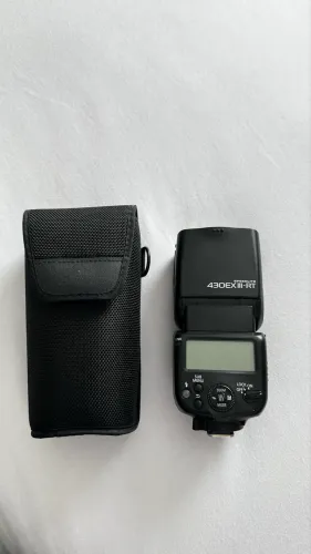 Vendo Flash para Câmera Cânon 430EX III- RT