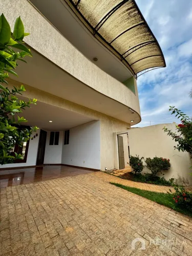 Sobrado em Anhanguera - Goiânia