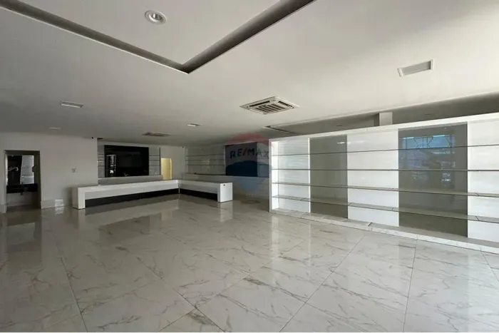 PONTO COMERCIAL PARA ALUGAR NA AVENIDA PRESIDENTE VARGAS - 400m².