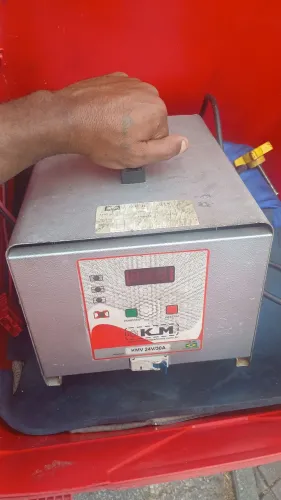 CARREGADOR DE BATERIA KMV 24V/30A