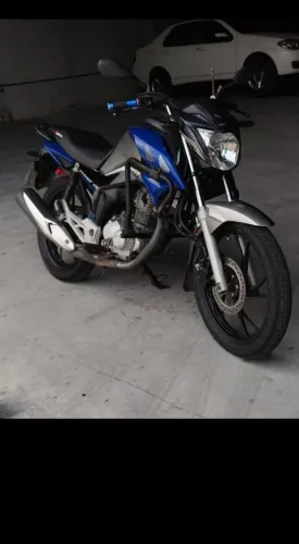 Titan 160