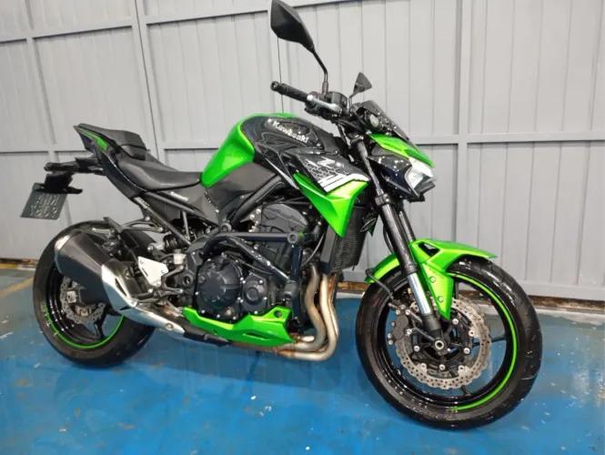 KAWAZAKI Z900 / Z 900 2021