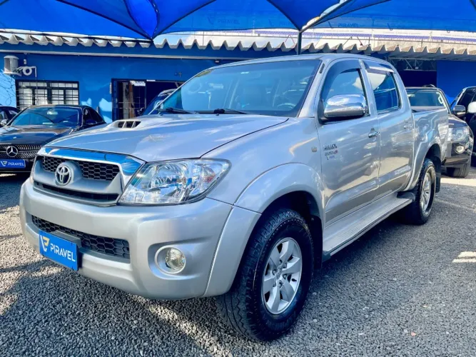 Toyota Hilux CD SRV D4-d 4X4 3.0 TDI Dies 2011