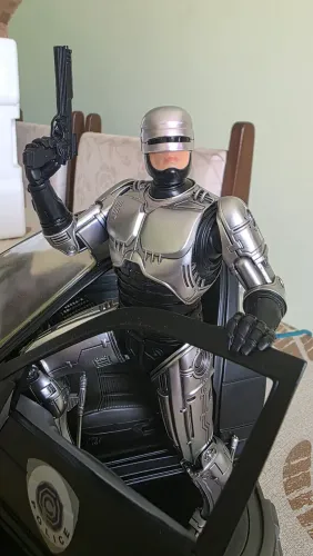 Iron Studios Robocop Deluxe 1/10