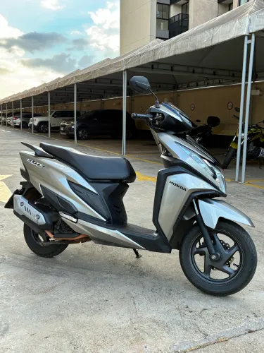 Honda Elite 125 2025 - Impecável e pronta para o dia a dia