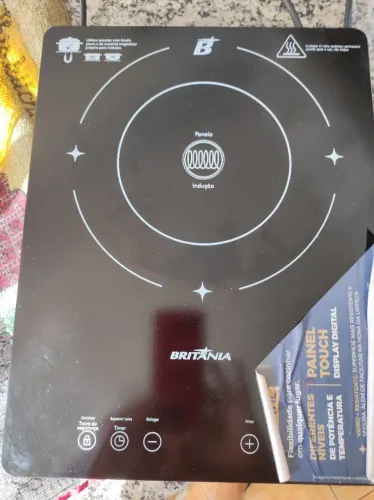 Vendo um fogão de indução de uma boca .