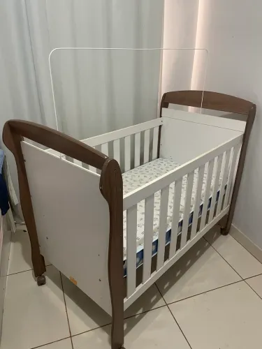 Kit berço e guarda roupa