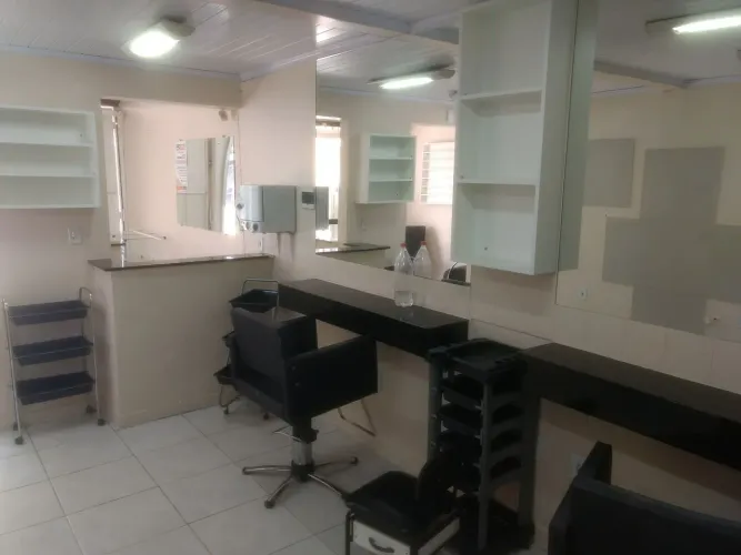 Salão de beleza em Taguatinga centro na QNA * 