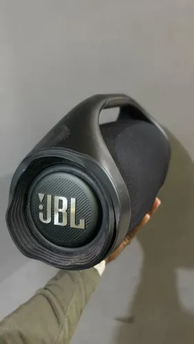 JBL em perfeito estado