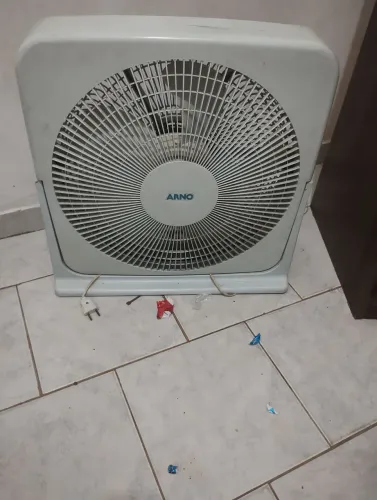 Vendo ventilador circulador com Defeito