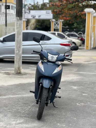 A Honda Biz 125 EX