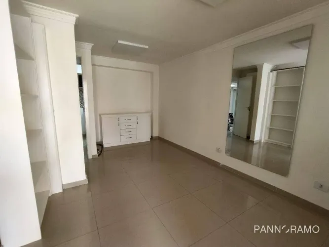 Excelente localização, rua de alto fluxo