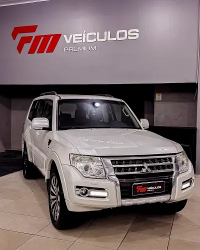 Mitsubishi Pajero HPE Full 3.2 4X4 T.i.dies. 5P AUT 2016