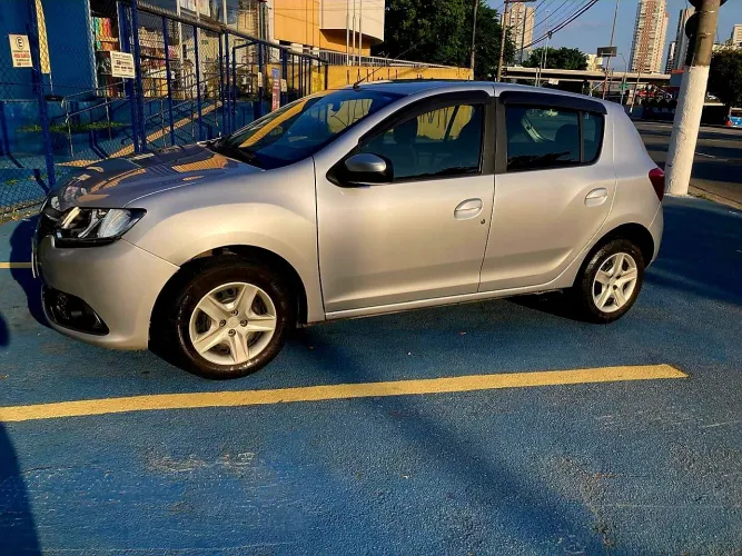 Renault Sandero Expression Hi-power 1.6 8V 5P 2015