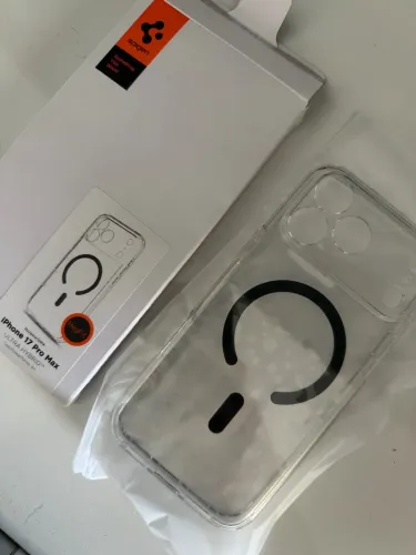 Case Spigen - Ultra Hybrid - IPhone 17/18 Pro Max