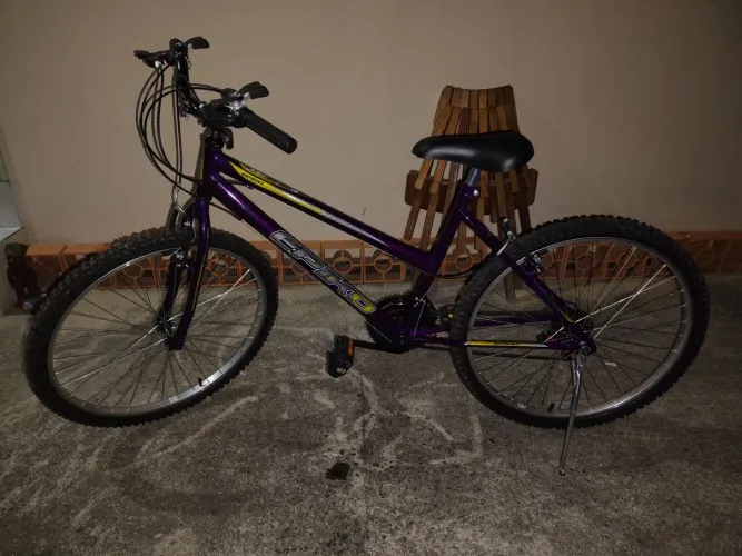 ? BICICLETA ARO 26 COM MARCHA ? IMPECÁVEL! ?