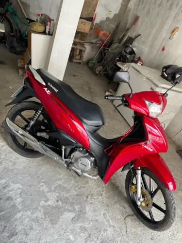 Avelloz AZ 50cc 2024/2025
