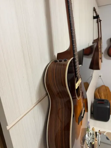 Vendo VIOLAO TAYLOR 214 deluxe