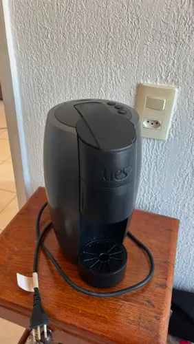 CAFETEIRA 3 CORAÇÕES