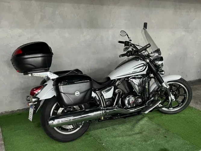 ? Yamaha XVS 950 Midnight Star