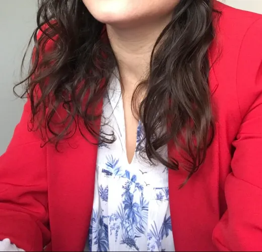 Conjunto blazer vermelho e bata azul