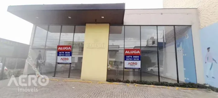 Salão comercial no Altos da Cidade, bem localizado, amplo, com fachada em blindex, contend
