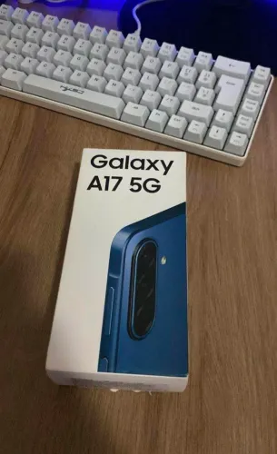SAMSUNG A17 5G 128GB 6GB DE RAM TELA AMOLED APROVA D'ÁGUA BATERIA DE 5.000AH TOP 