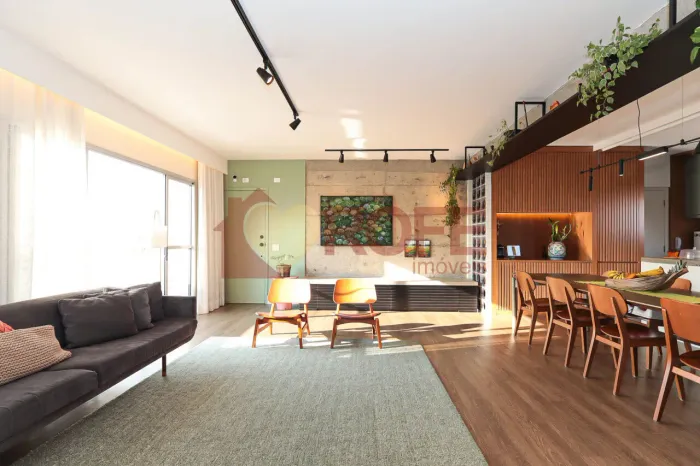 Apartamento Reformado no Campo Belo | 146 m² | 3 Suítes | Sofisticação e Conforto