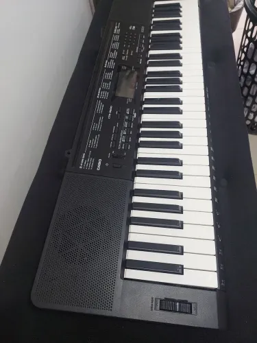 Vendo teclado músical Casio CTK-3500 em perfeito estado