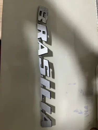 Vendo emblema valor 50,00 Chamar PV