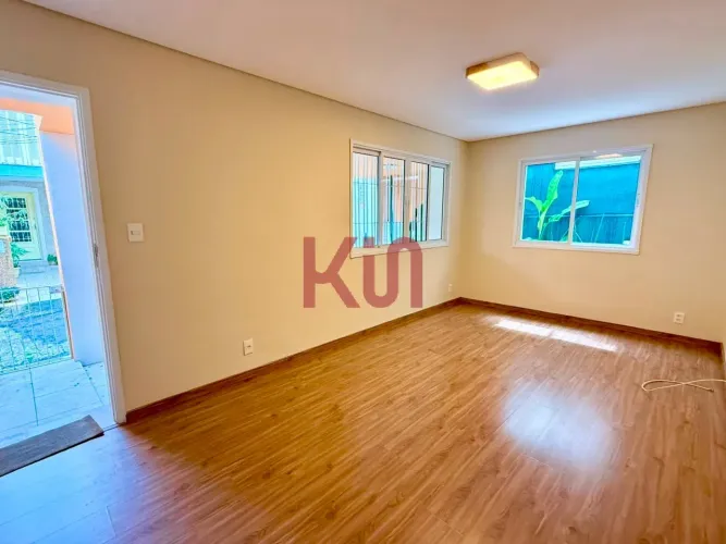 Imperdível! Casa à venda em Pinheiros, São Paulo-SP, 3 quartos, 3 banheiros, 1 vaga de gar