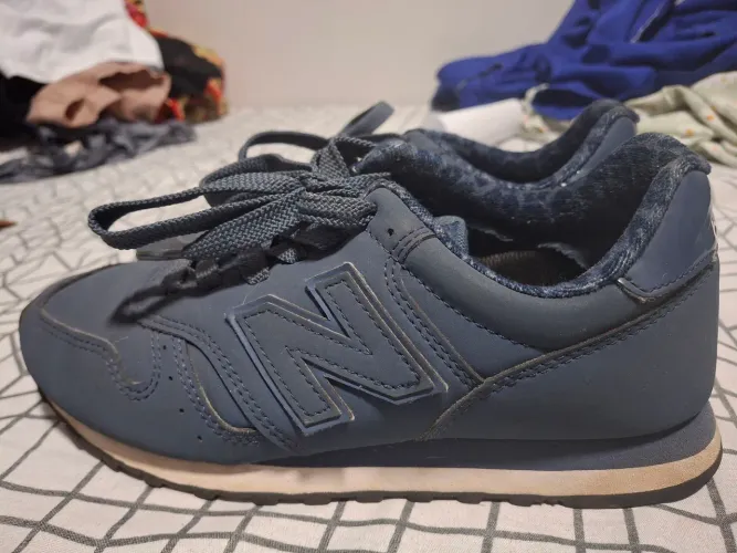 Tenis New Balance original 35 tam