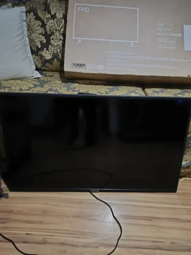 Tv para retirada de peças