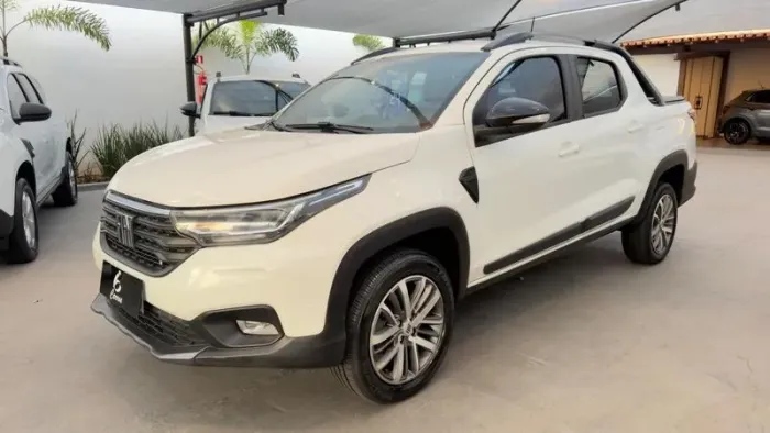 Fiat Strada Volcano 1.3 Flex 8V CD Aut. 2024