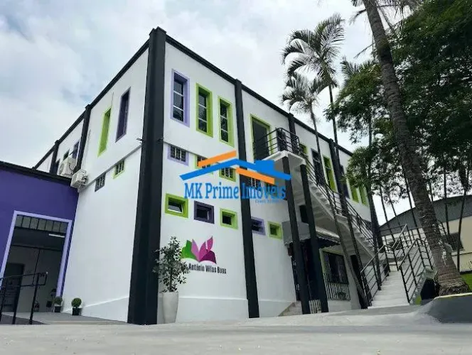 Galpão 912m² com 700,41 mts de Área Construída 12vagas