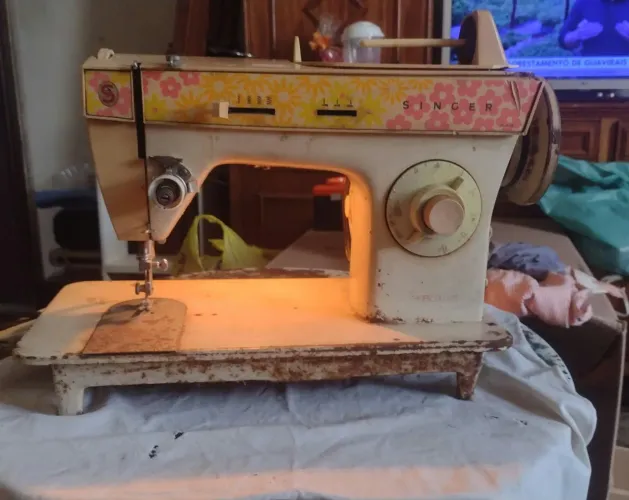 Máquina Singer ( Facilita)