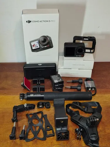 DJI action 5 pro adventure combo