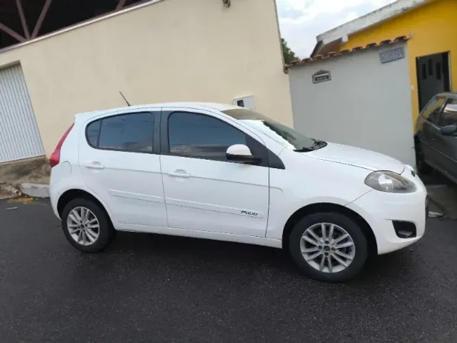 Fiat Palio Essence 1.6 Flex 16V 5P 2015