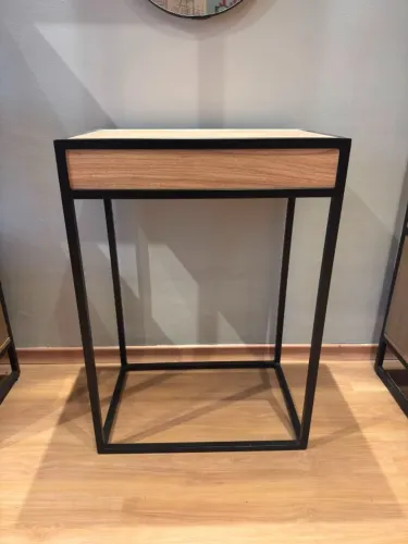 Mesa de MDF 84,5 x 39,5 x 59,5 cm