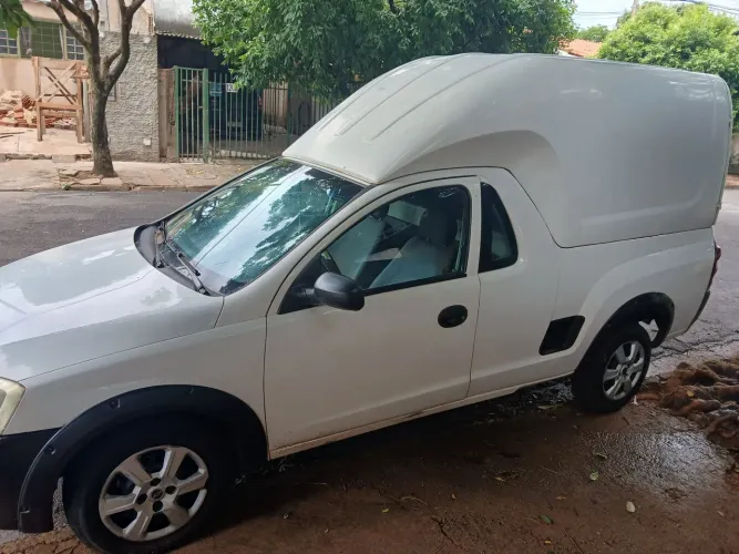 Chevrolet Montana 1.4 8V Conquest Econoflex 2P 2010