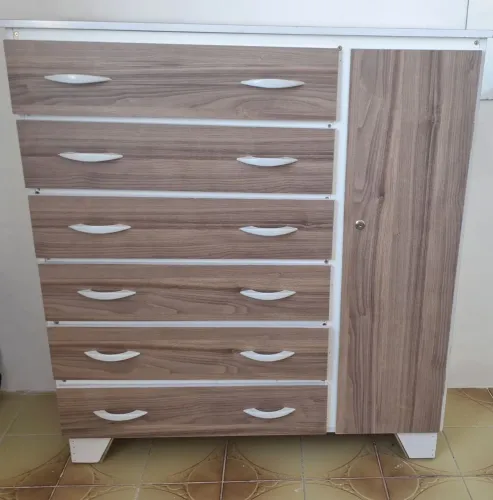 Cômoda a venda
