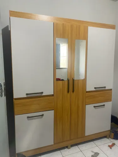 Guarda Roupa
