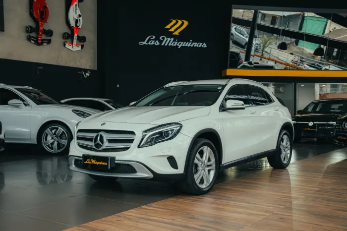 Mercedes-Benz GLA 200 Adv. 1.6/1.6 TB 16V Flex Aut. 2017