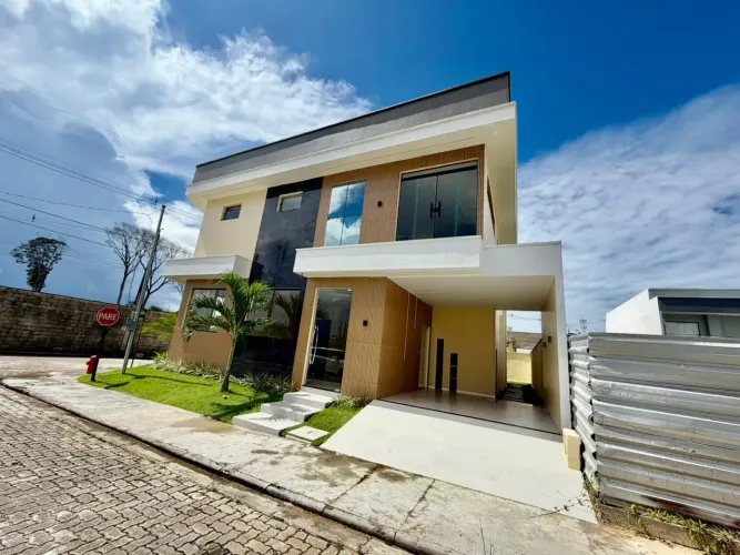 Casa no Quartzo, 273m², 4 suites, 2 vagas, R$ 2.200.000,00