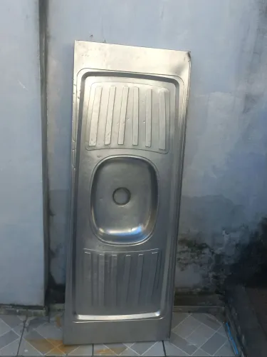 vendo pia de inox medindo 1,45 metro