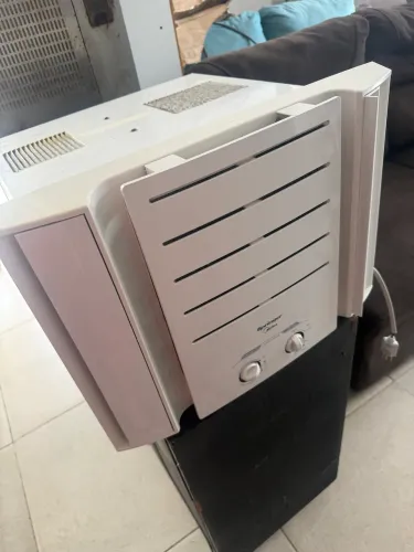 Ar Condicionado de Janela Springer Midea 10000 btus Novinho Conservado