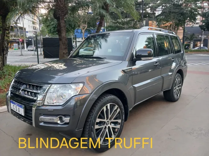 Mitsubishi Pajero Full Legend Ed.3.2 T.i. Die. AUT 2021