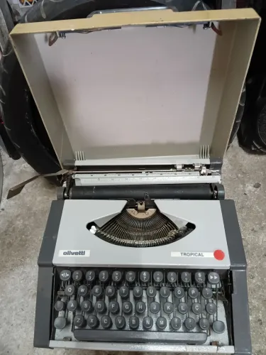 Máquina de escrever