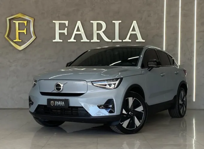 Volvo C40 Recharge Plus (elétrico) 2024