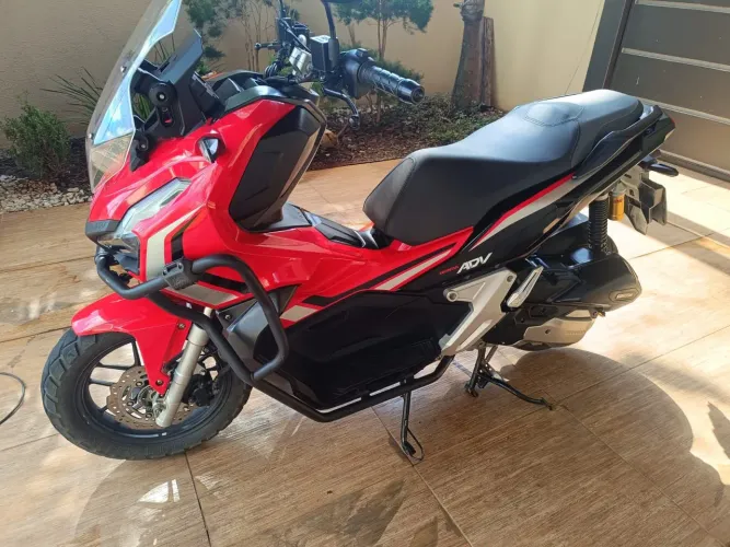 Avd 150 cc vendo ou troco
